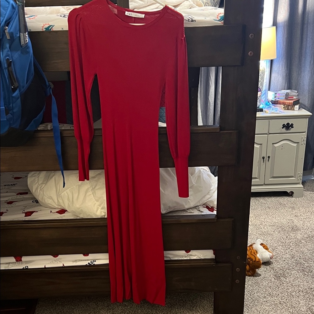 Zara Vibrant Red Long Sleeve Dress Kate Middleton princess of whales sz small s